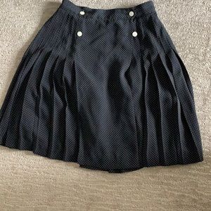 MAKE ME AN OFFER! Liz Claiborne Pleated Skirt